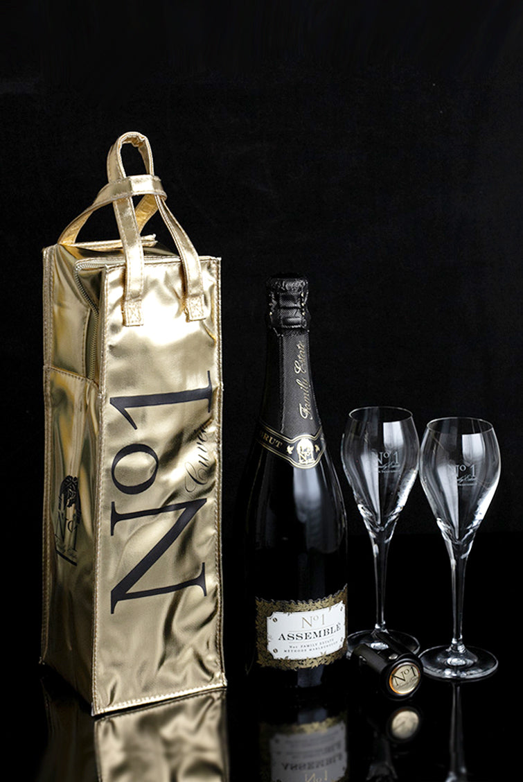No.1 Family Estate gift pack with Assemble, flutes, chiller bag and stopper